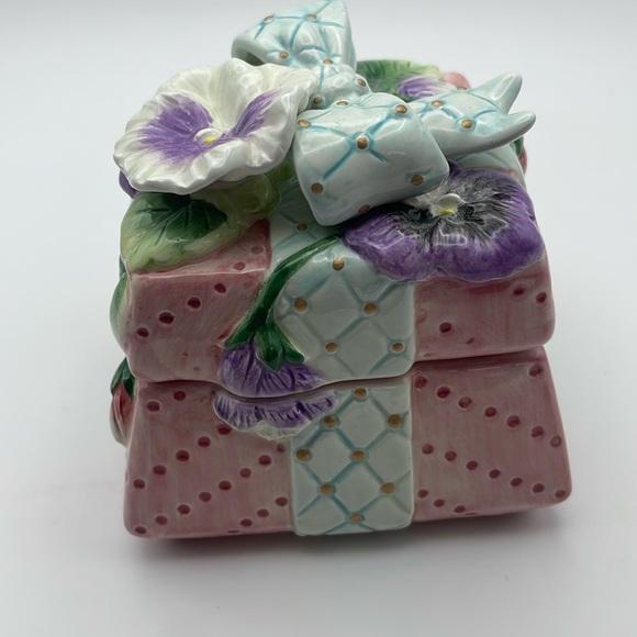 Fitz and Floyd Vintage Essentials Porcelain Blue Floral Themed Square Trinket bx - Picture 2 of 7